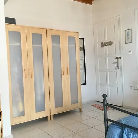 Maisonette Pool *